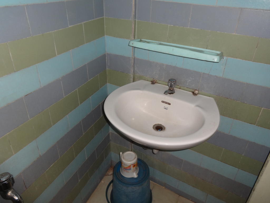 Hotel Upasana Бхубанешвар Номер фото